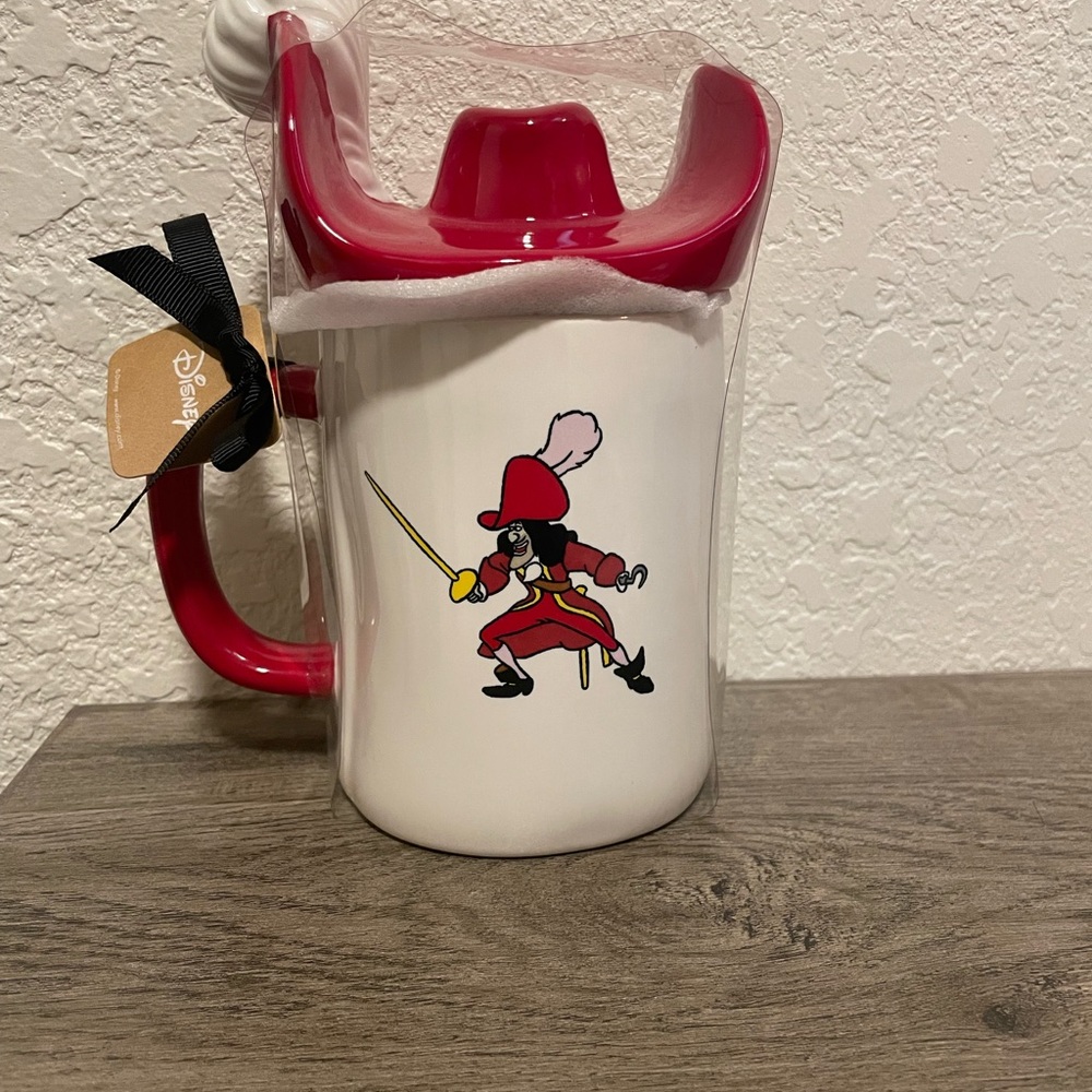 Captain Hook Mug - Picture 2 of 3